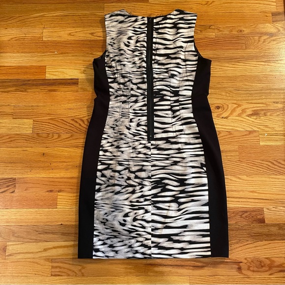 T Tahari Like New Sheath Dress - Picture 9 of 13